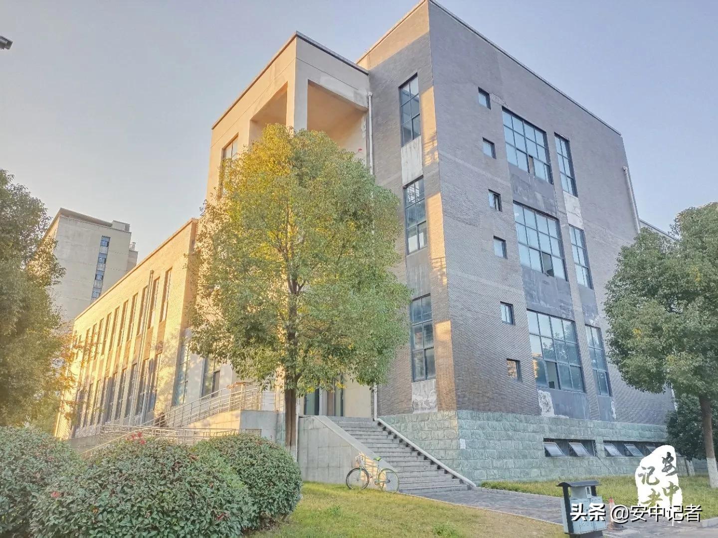 安中医的简介,安中医门诊