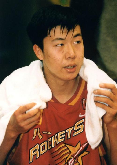 王治郅39岁,42岁王治郅经历二婚