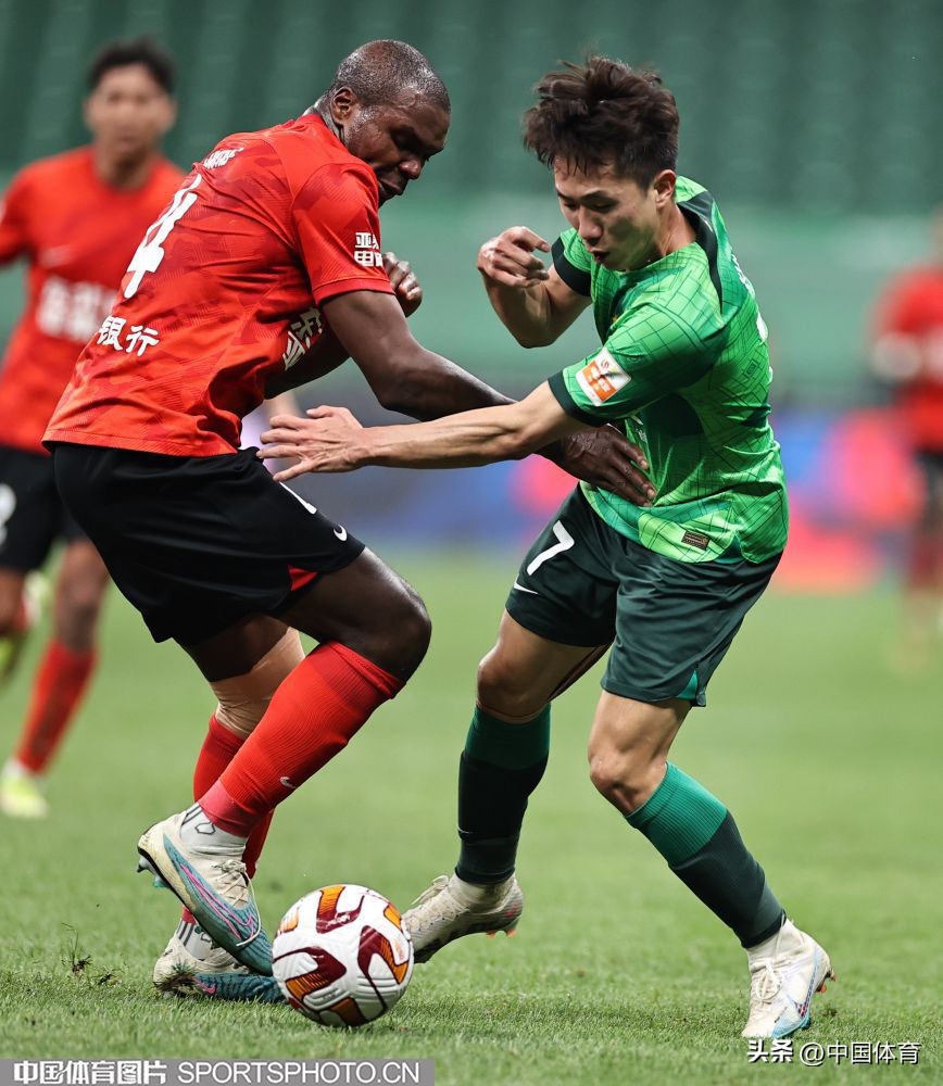 中超北京国安队战胜天津,中超联赛北京国安4-1广州队