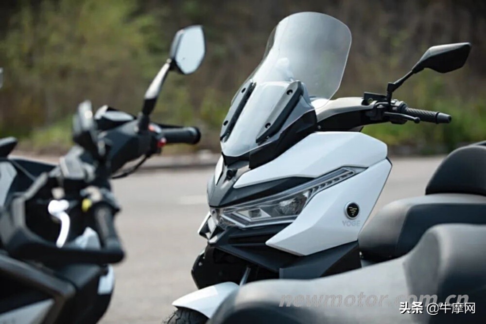 无极SR4Max｜宝马C400GT｜光阳赛艇S350横评（下）：出道即巅峰？