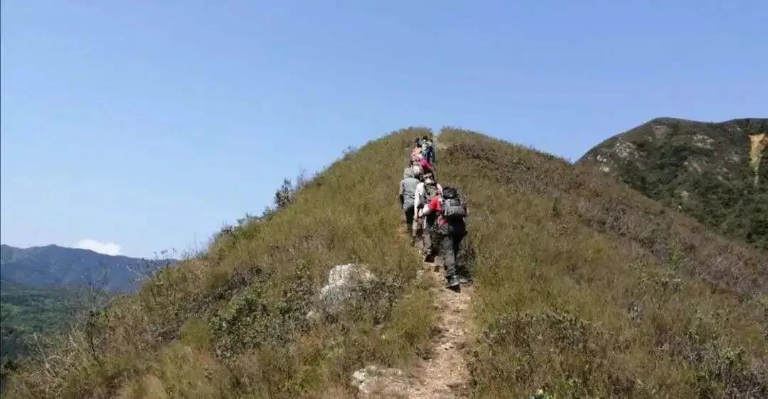 李向华：鹤山的“父亲山”一一昆仑山