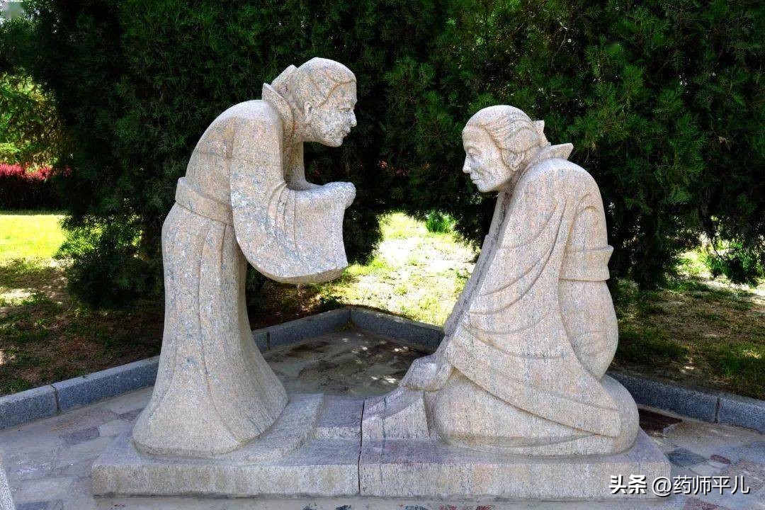 最美嘉峪关城市雕塑都在这里,嘉峪关景区拍照互动性雕塑