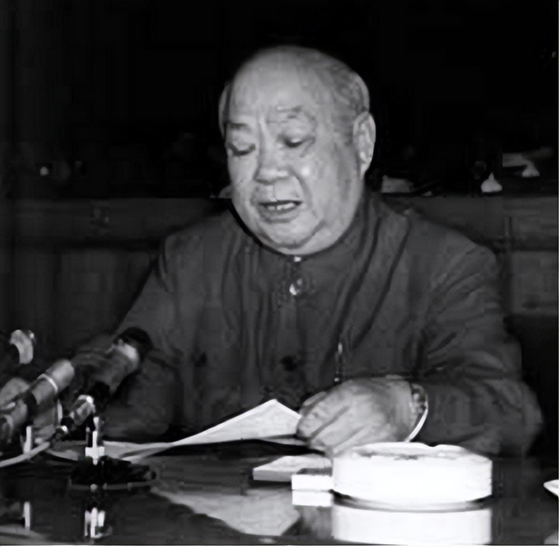 毛主席视察杭州，市委书记却“摆官架子”不迎接，江华有何来头？