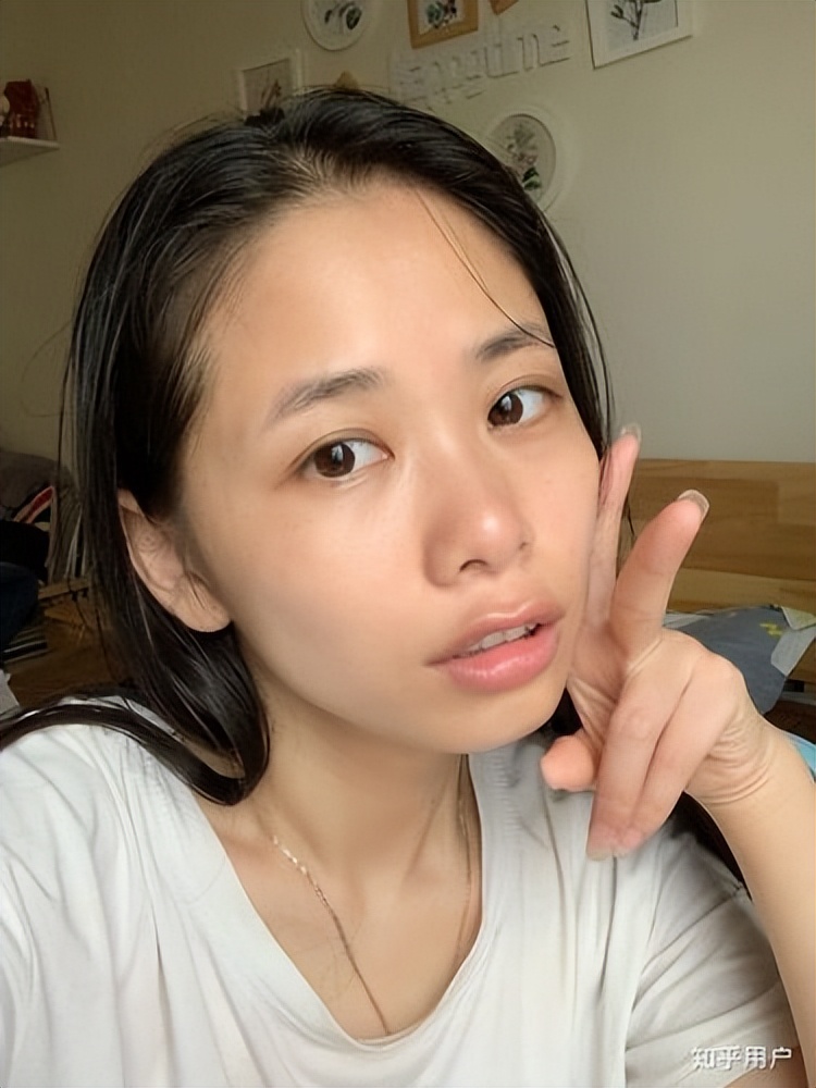 cpb雅诗兰黛精华,干皮用雅诗兰黛哪款精华好