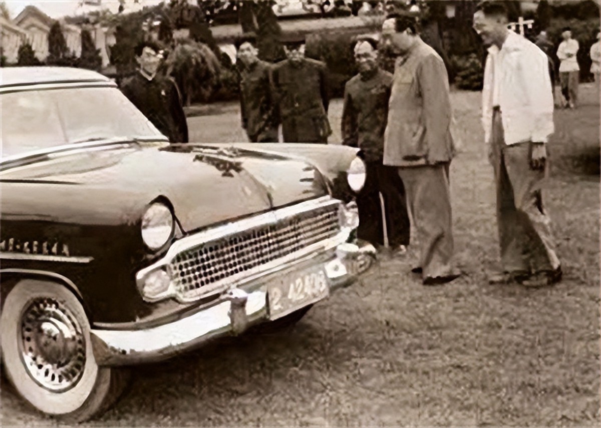 斯大林送主席的座驾：重达7.7吨的庞然大物