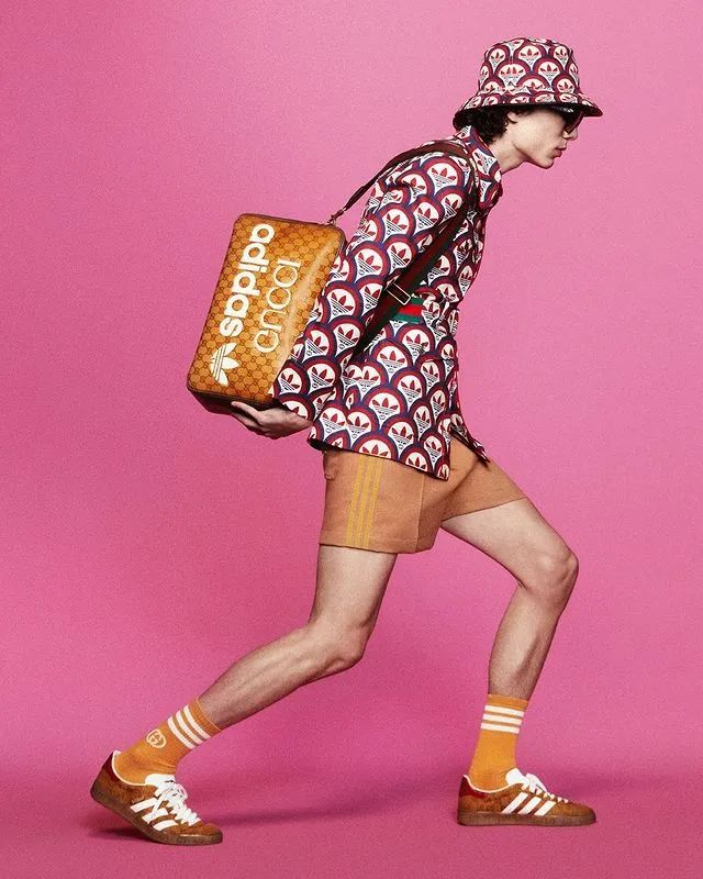 adidas重新发售yeezy (adidas yeezy积压库存超5亿美元)