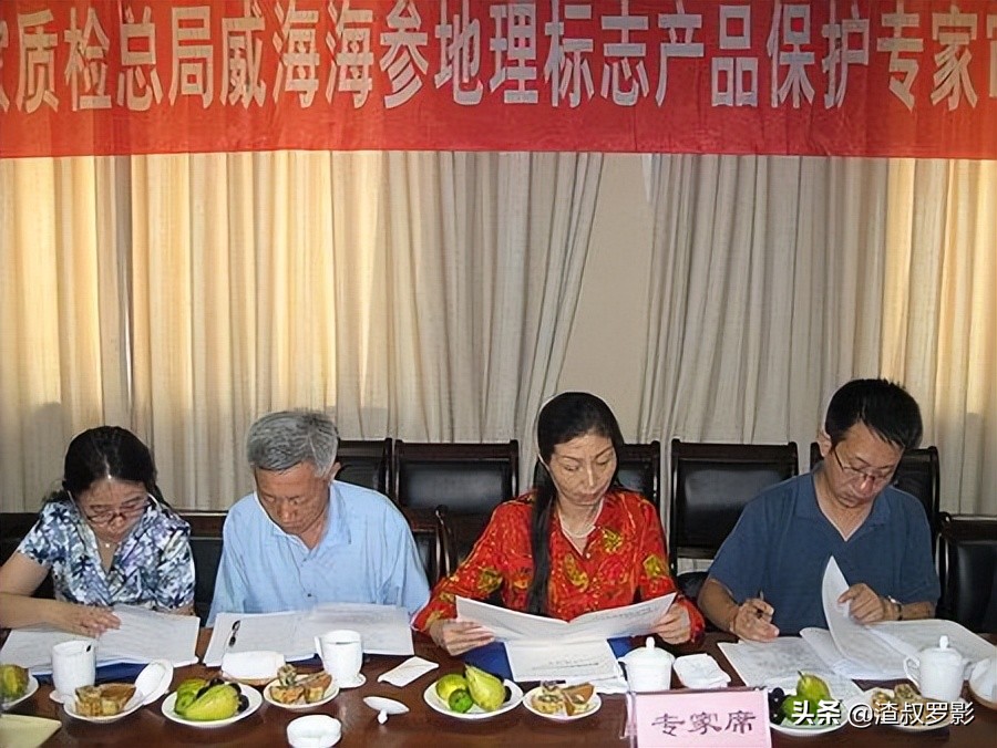 男子50元买海鲜发现是海洋活化石,一男子花10万买海参后续