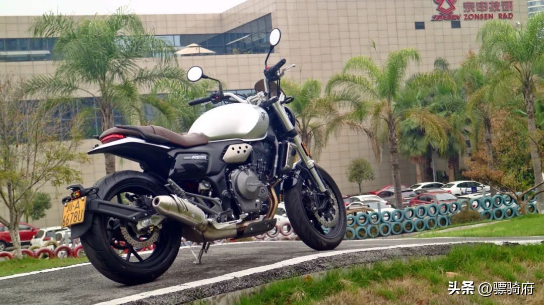 排量即是王道的下一句是什么,排量大真的可以为所欲为