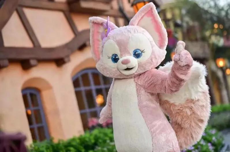 凌晨超5000人买迪士尼玩偶,凌晨3点超5000人迪士尼排队买玩偶