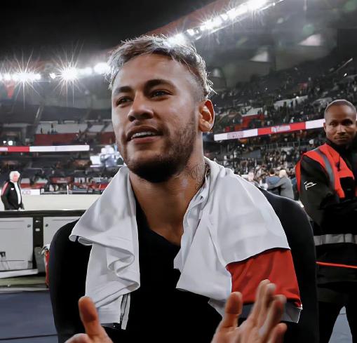 卡塔尔世界杯c罗和内马尔谁赢了,c罗和内马尔打足球卡塔尔世界杯