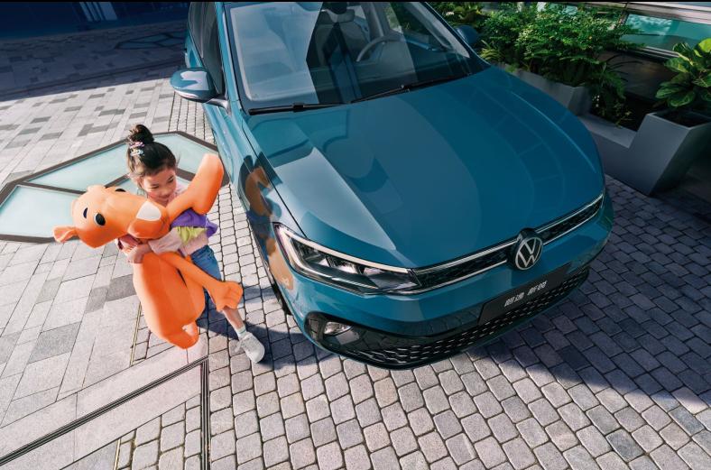 新款朗逸大气实用家庭轿车的首选,朗逸售价10.79万起省心省油就选它