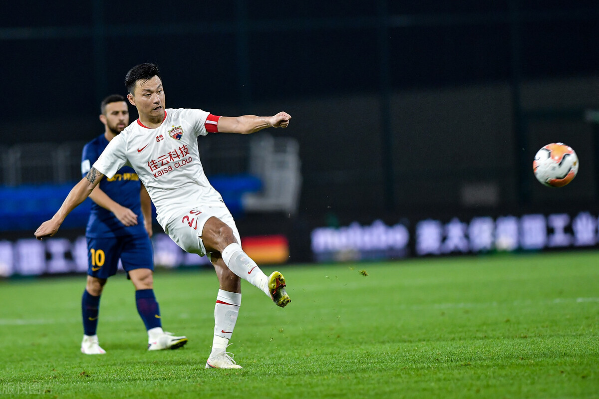 郜林恒大8年7冠,感谢许家印的话语