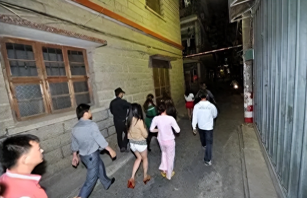 国内各地城中村妇女卖淫案例,城中村中年妇女卖淫案