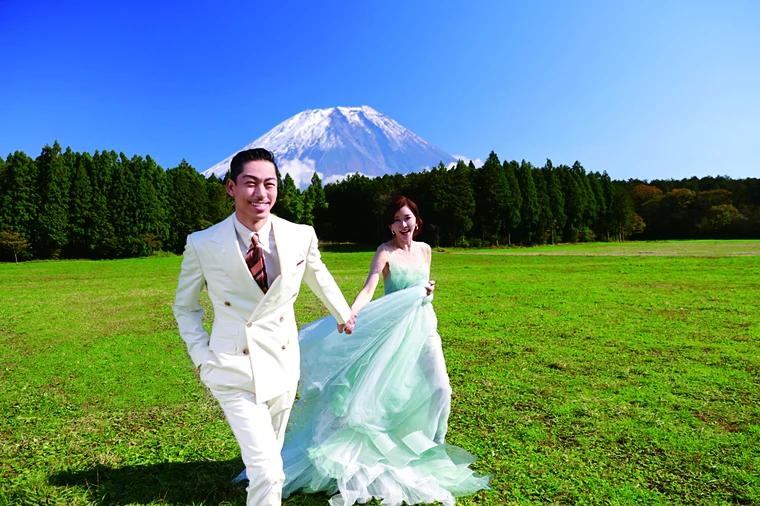 林志玲老公首提孩子,林志玲老公发文致谢