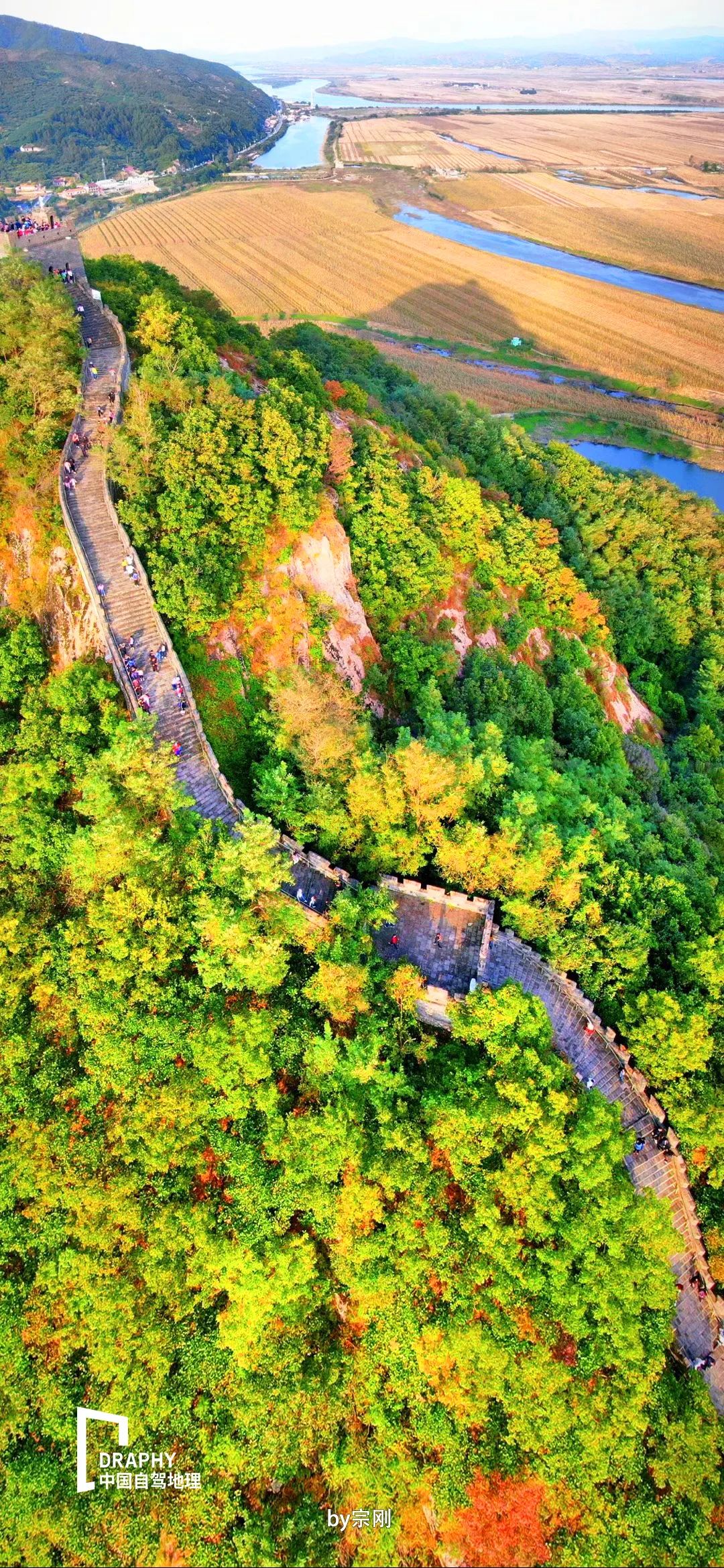 贯通中国南北的国道,连接南北疆的这条公路贯穿了四季