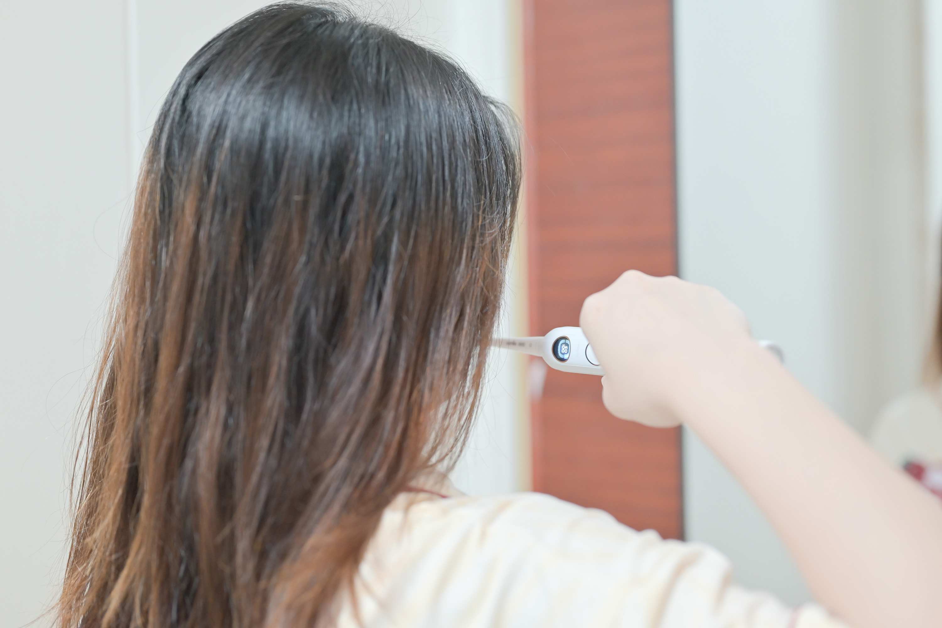 笑容加usmile电动牙刷实测,usmile声波电动牙刷全面清洁提醒