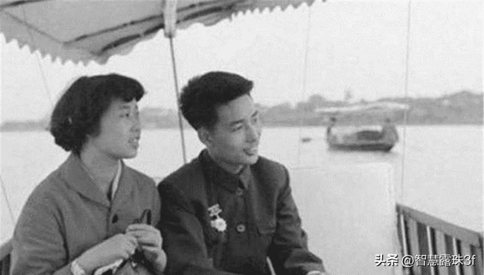 渚靛崕鏃ュ啗鍏借,鏃ユ湰渚靛崕鍏借鐓х墖