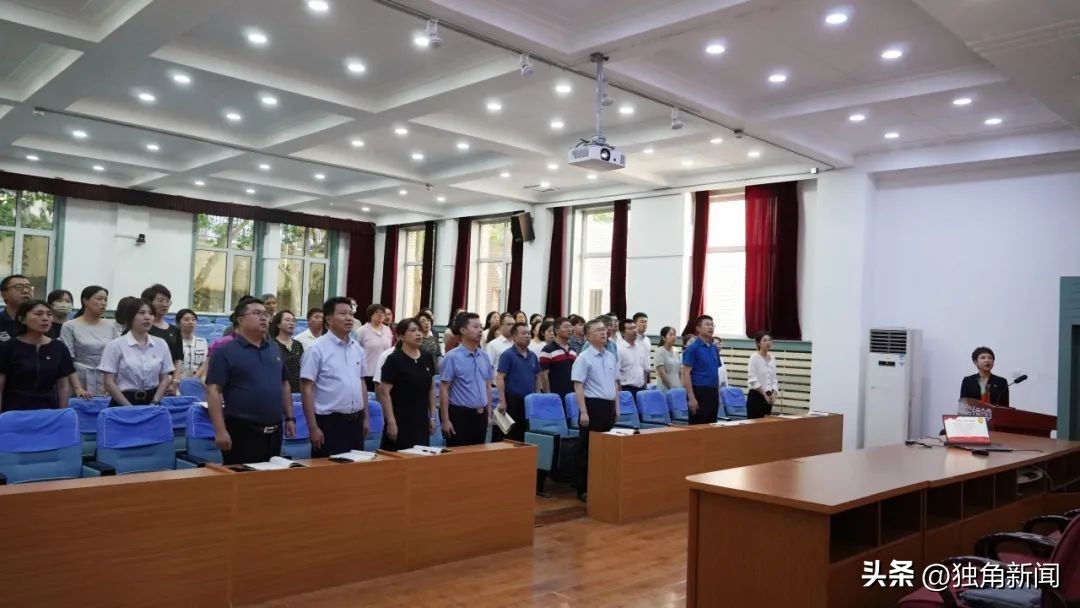 学习先进楷模主题党日活动学校,忆初心勤向学主题党日活动