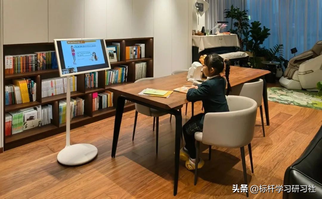 2个月销售额破亿！“冒险上瘾”的小度，为何又爆了？