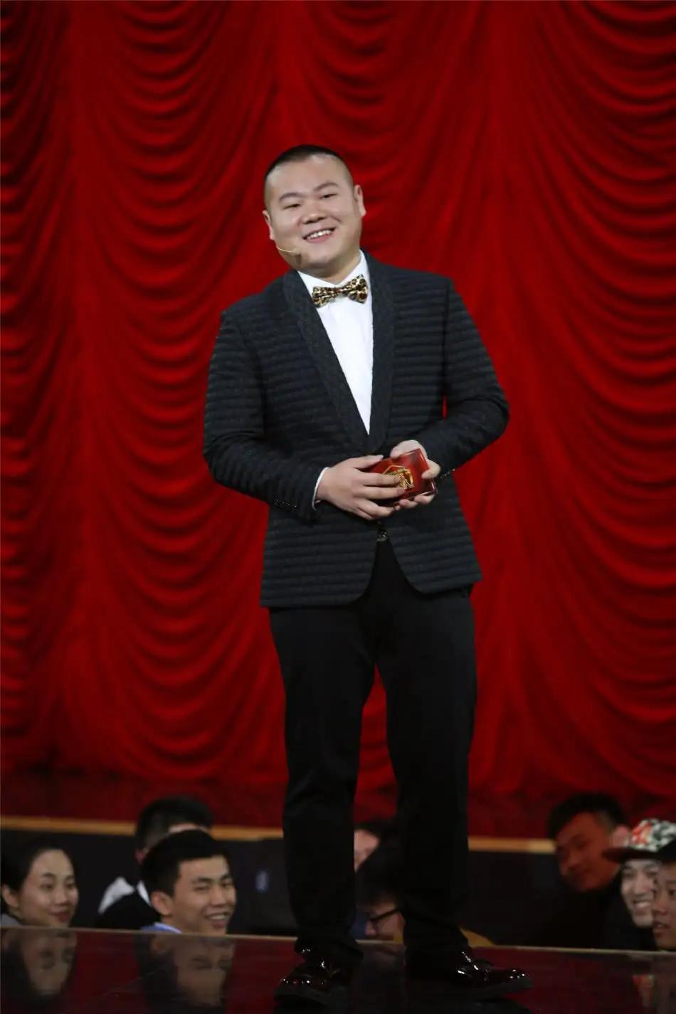 岳云鹏妻子郑敏,岳云鹏的妻子郑敏做什么的