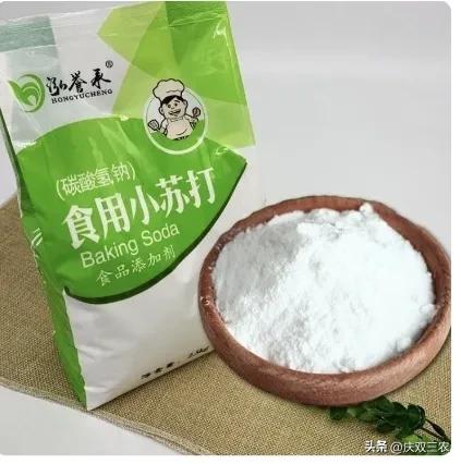 自制的除草剂对蔬菜有伤害吗,农作物病虫害最管用的药