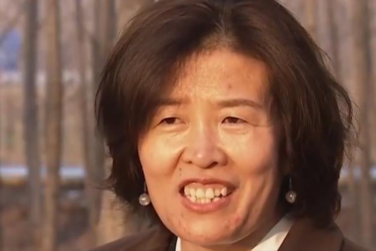 他十六岁捡破烂，一年赚了一个亿，又在二十七岁改行卖酒