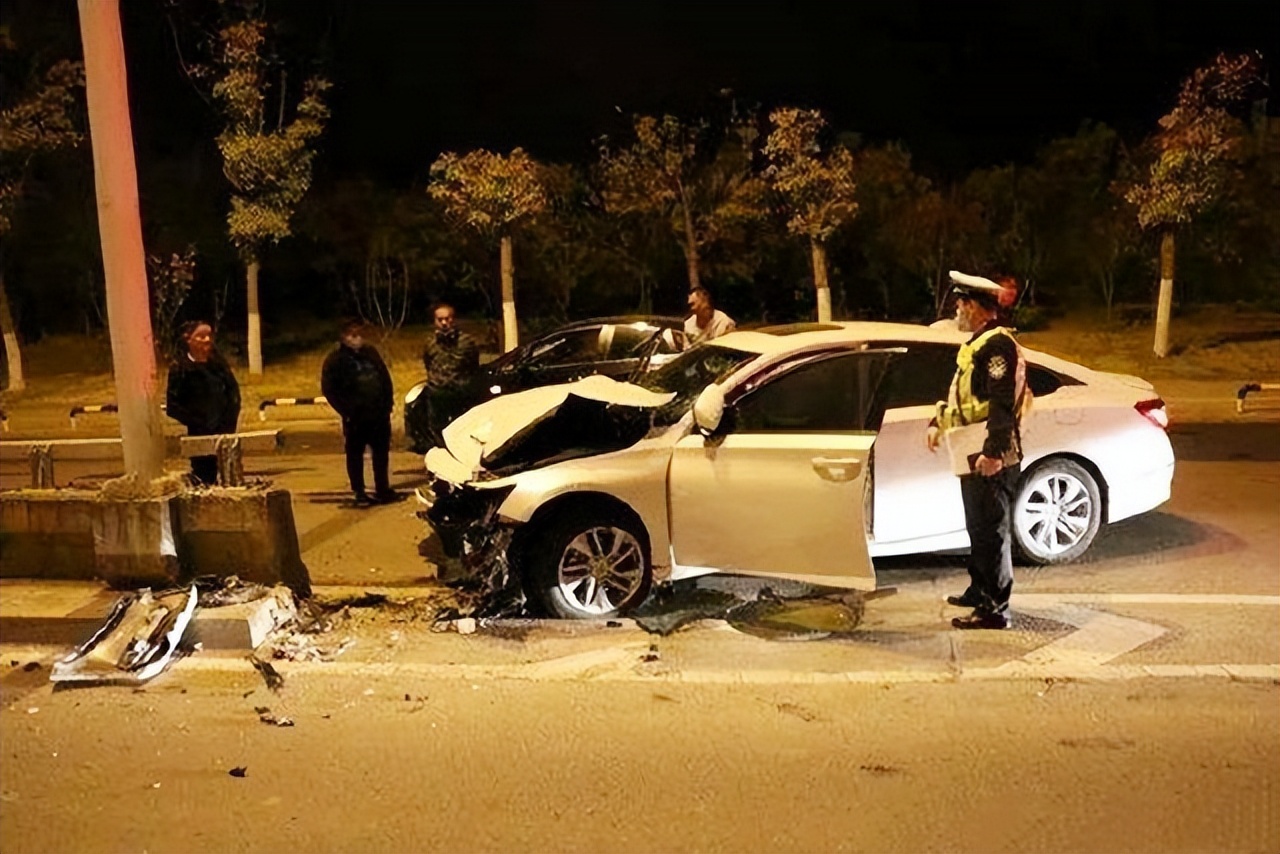 56岁高龄产妇生龙凤胎现在怎样,北京69岁高龄产妇生下双胞胎