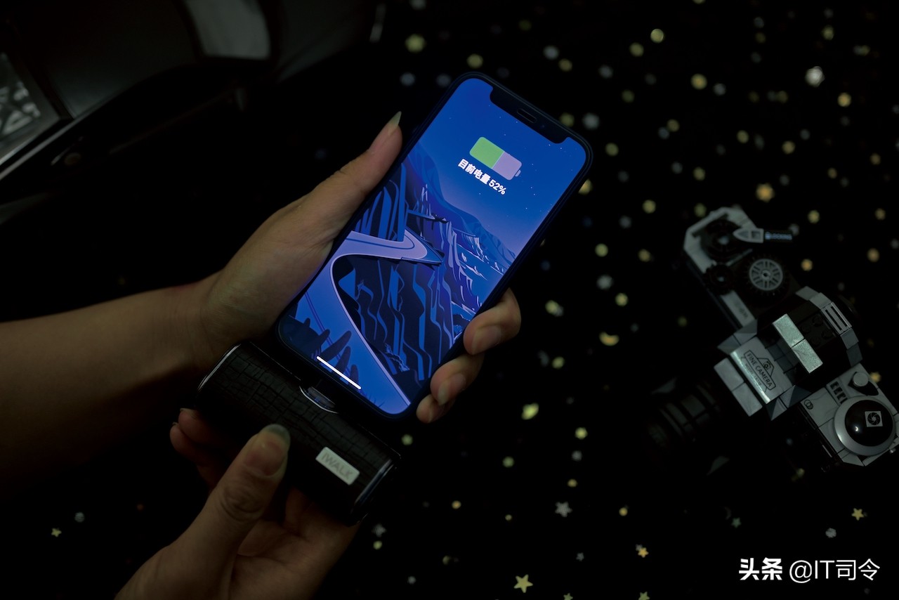 iwalk爱沃可无线蓝牙糖果耳机,iwalk爱沃可磁吸充电宝超薄