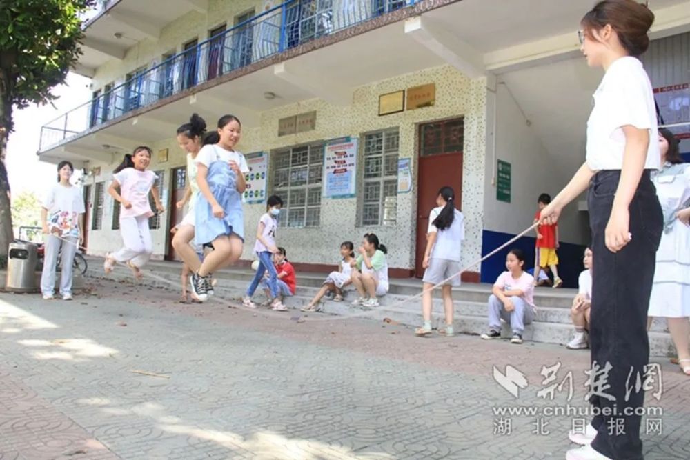 辛巴乡村振兴,辛巴探索公益助农之路