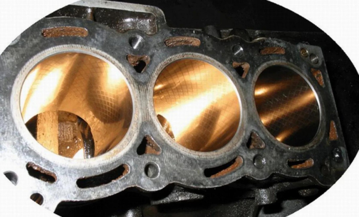 日系车是不是用20w机油比较好,日系发动机用什么机油好