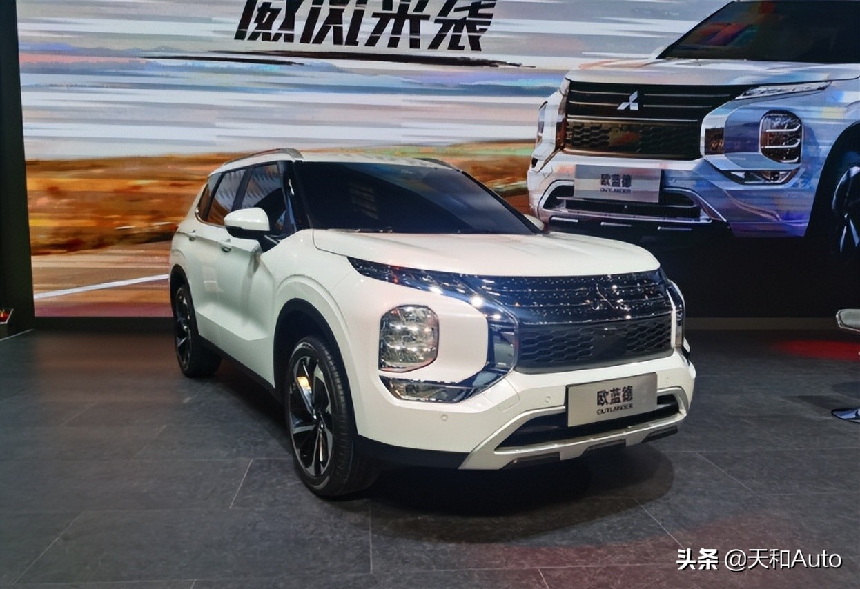 新一代三菱欧蓝德新车图解,三菱全新一代欧蓝德实拍