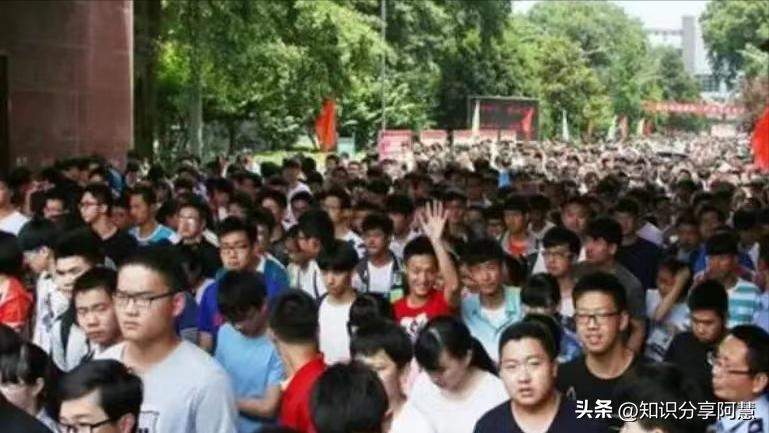 河南考生为啥那么难考,为什么河南考生难考