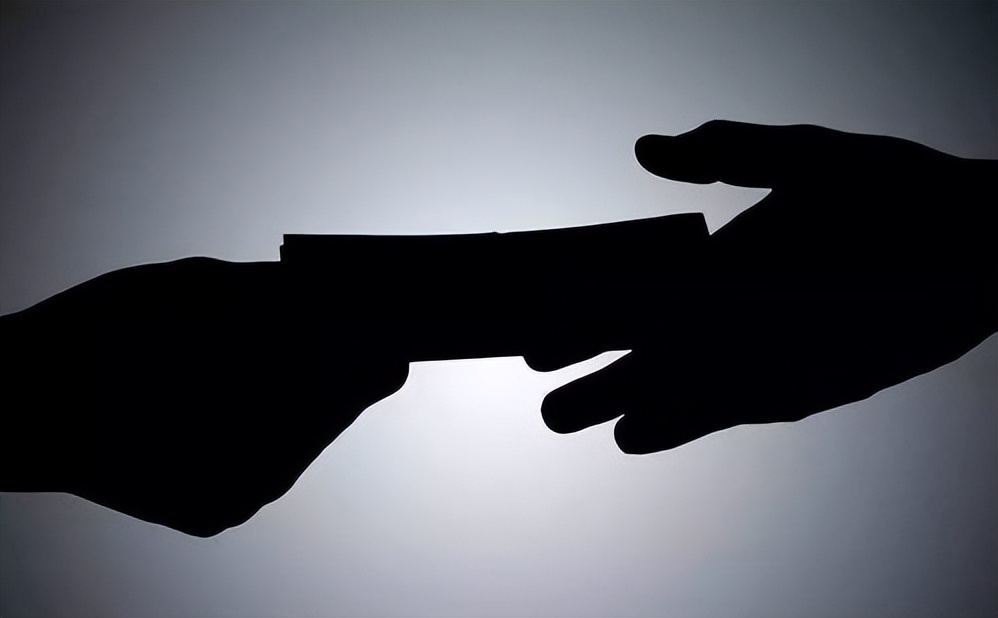 如何正确认定挪用公款罪,怎样构成挪用公款罪