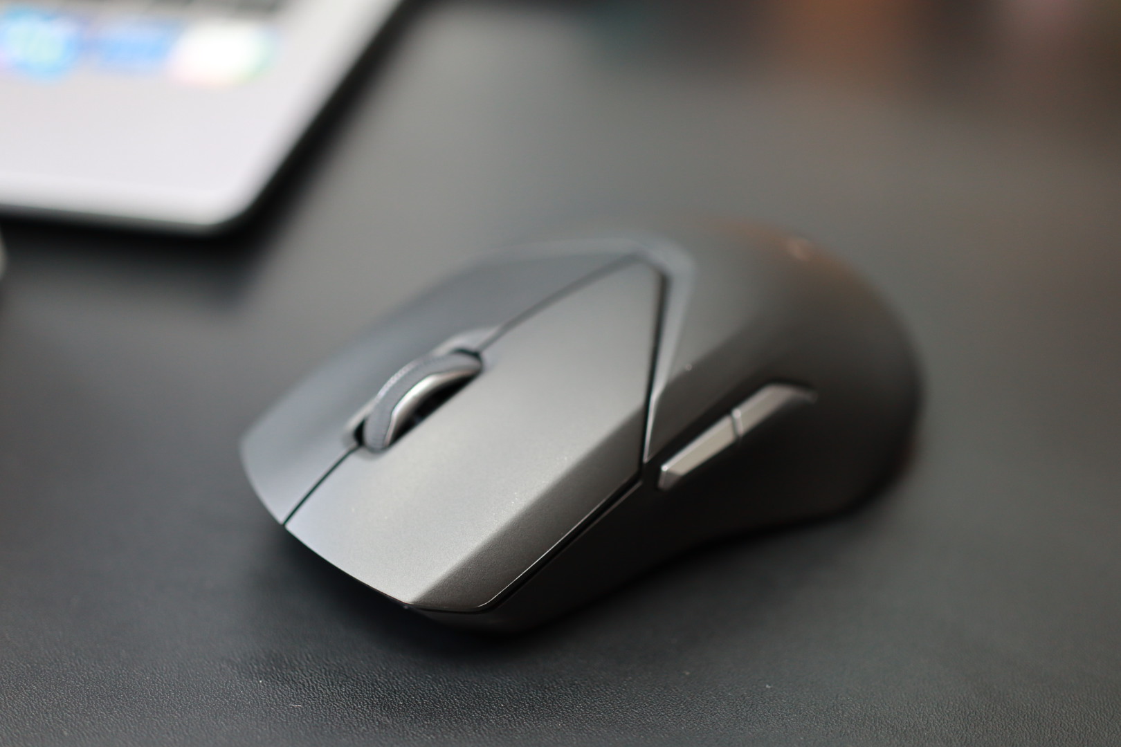 雷柏VT9无线电竞游戏鼠标,无线游戏鼠标雷柏vt9怎么选