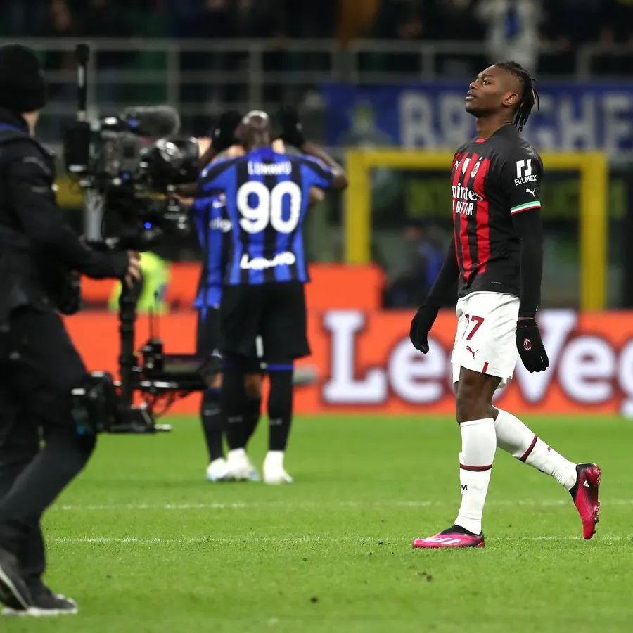 外媒评米兰双雄最佳阵容,观点自相矛盾