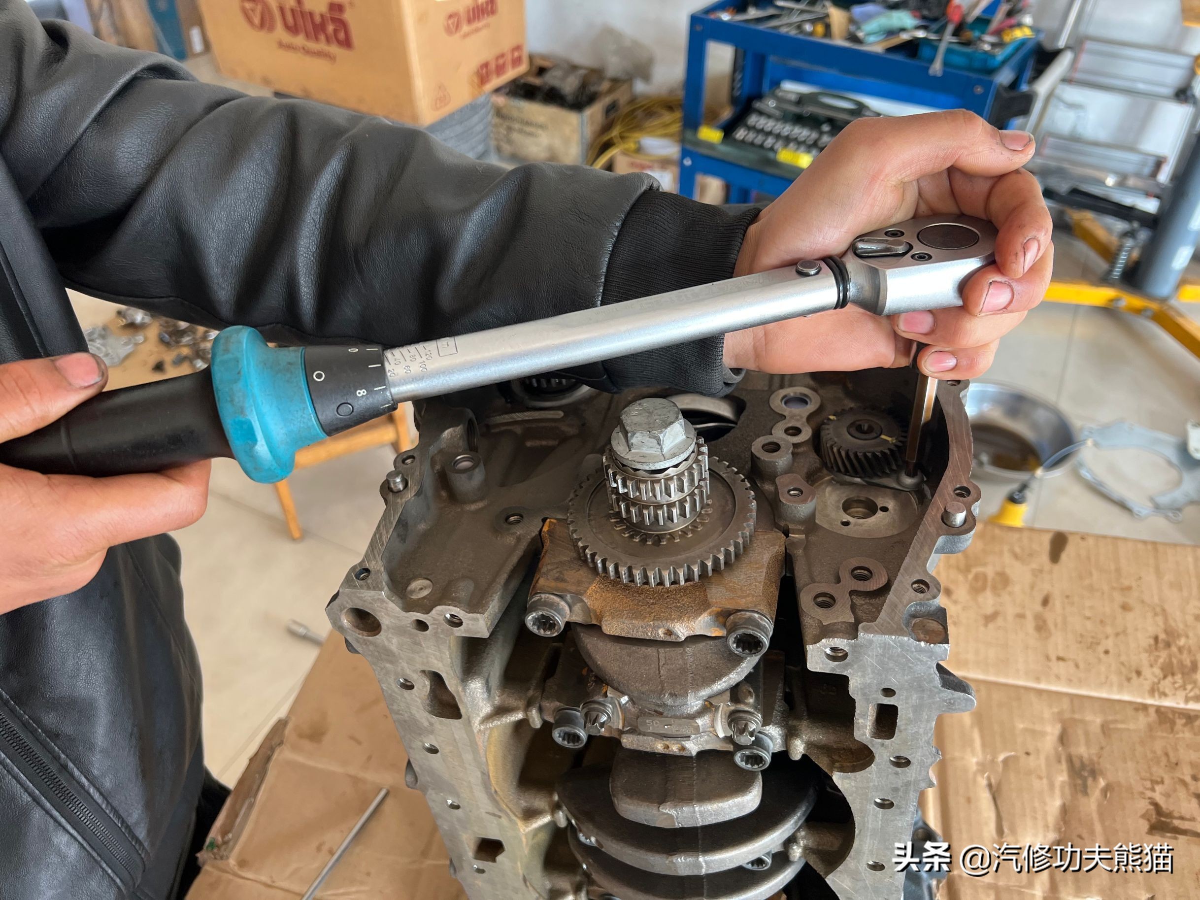 甯曡惃鐗硅溅涓荤儳鏈烘补瑙嗛,澶т紬甯曡惃鐗圭儳姘旈棬