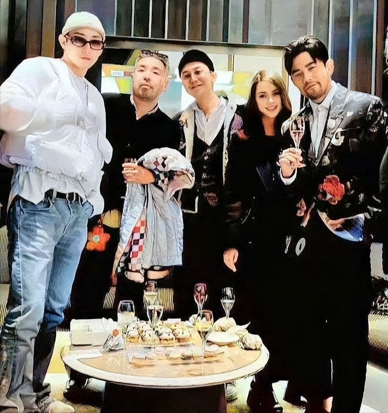 周杰伦昆凌和姆巴佩合照,周杰伦与姆巴佩合照