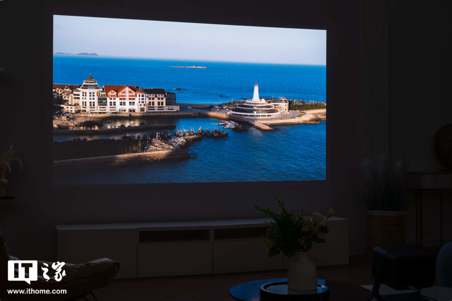 坚果n1spro4k演示,坚果N1SPro4K体验