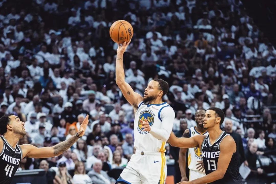 科尔评价库里抢七50分,库里抢七狂砍50分科尔