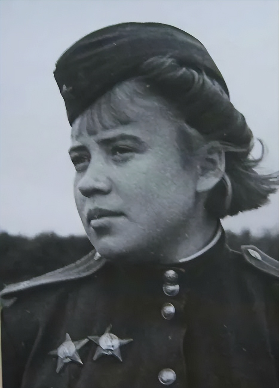 苏联女狙击手,二战时期女英雄老照片