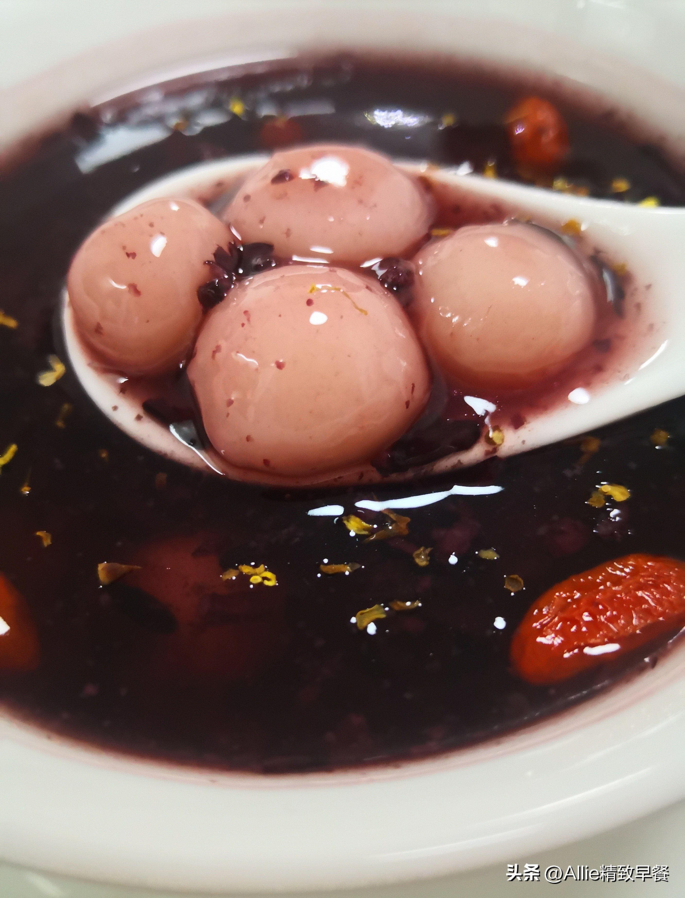 米酒糯米粉丸子做法,糯米小丸子米酒做法