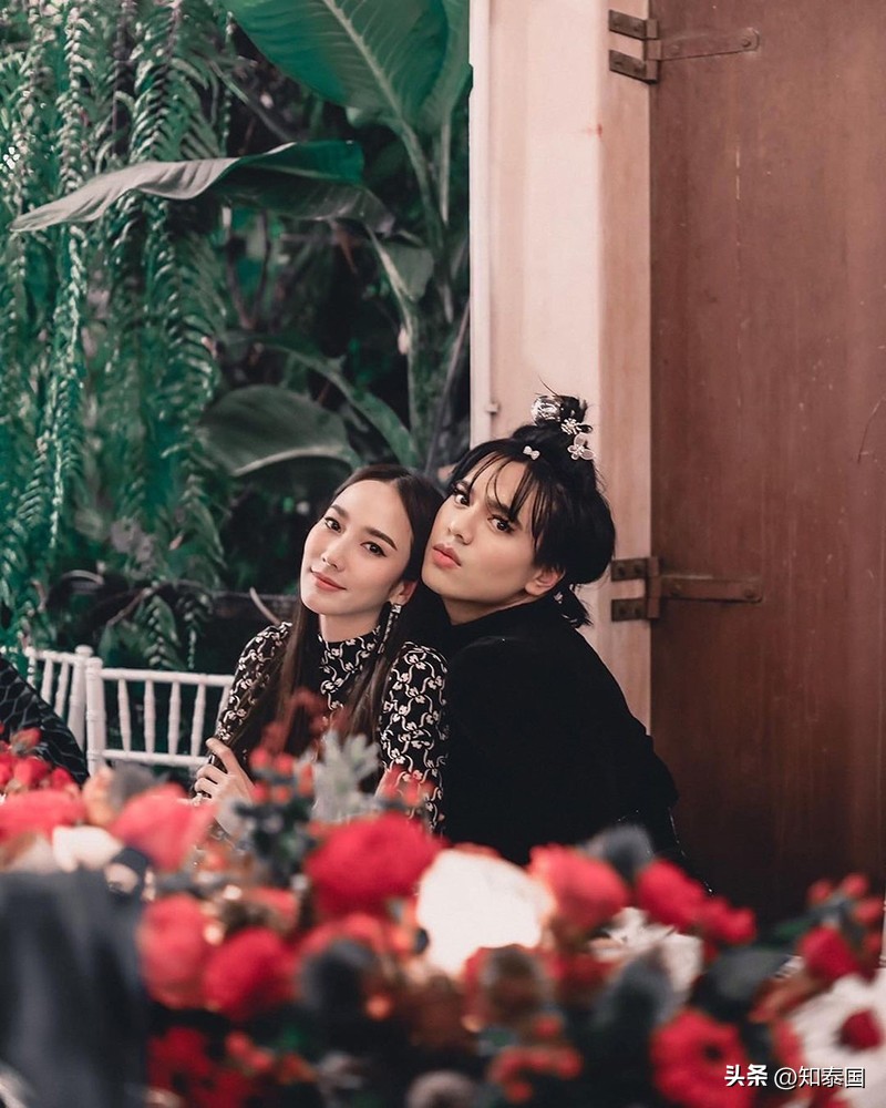 泰国女星aump经纪人a姐,泰国经纪人a姐是男是女