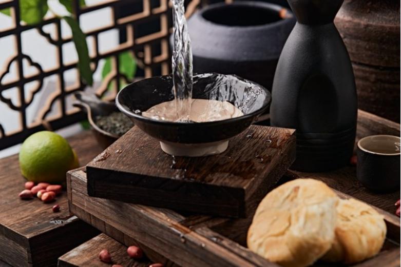 喝酒后头疼不能喝什么,喝酒后头痛感觉要大限将至了