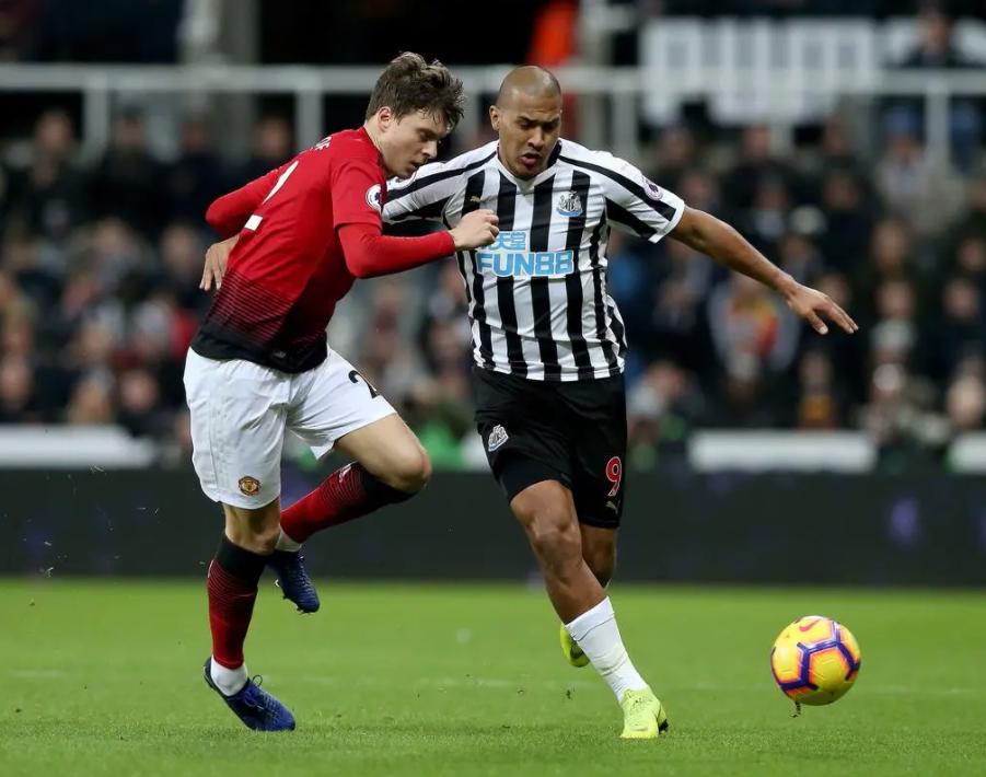 纽卡斯尔联VS曼联,争四保卫战,滕哈格能否延续火热状态?