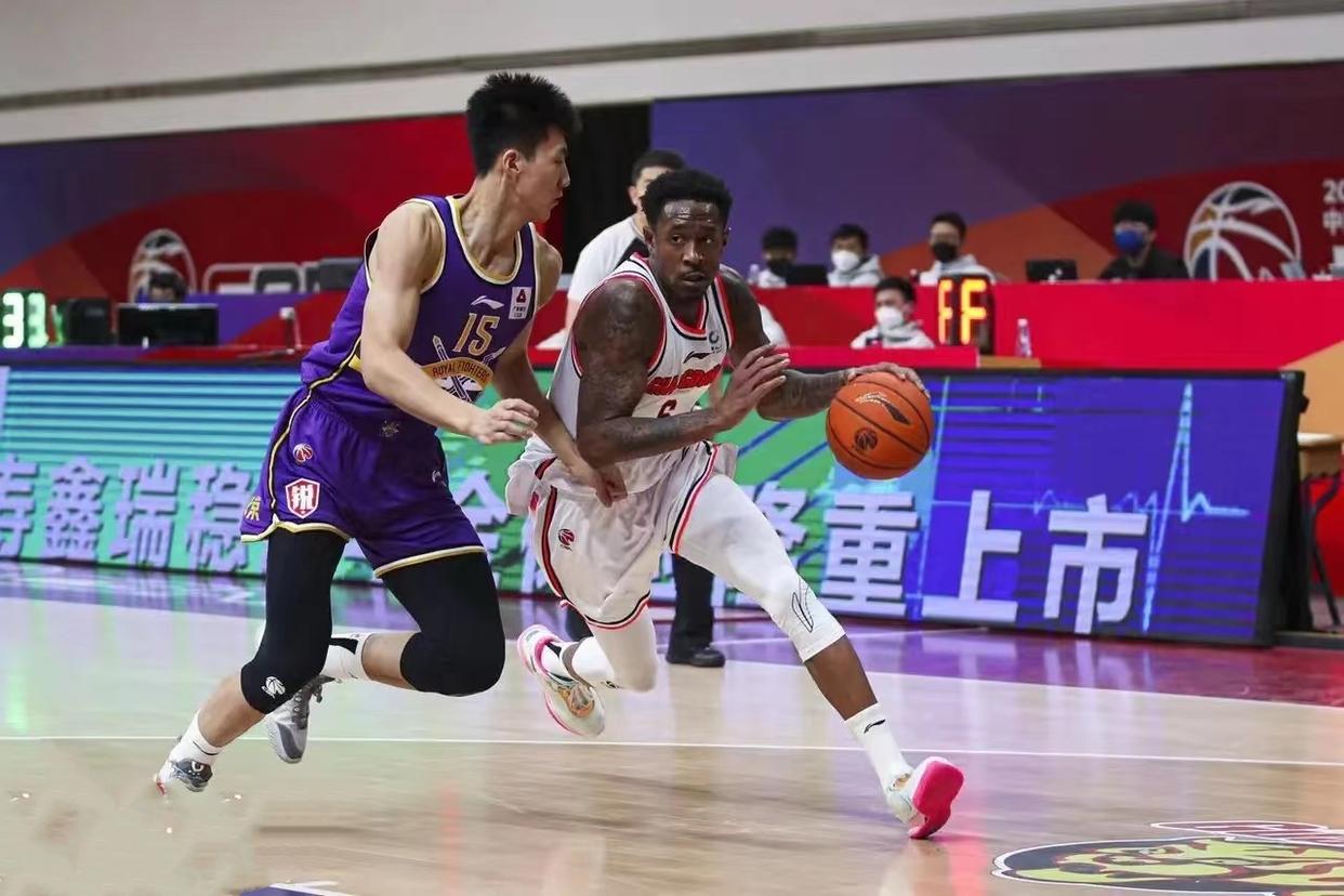 广东队张明池张昊,张昊在广东表现出色