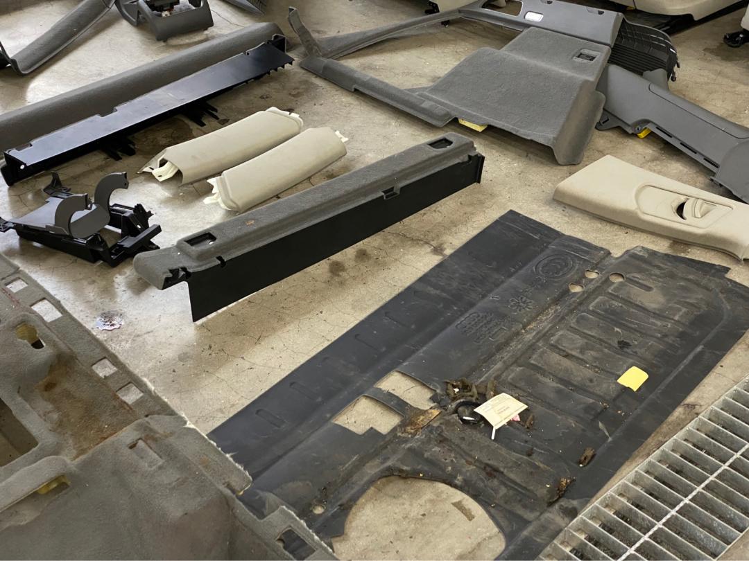 奥迪q5老款整车大改,旧奥迪q5翻新改造