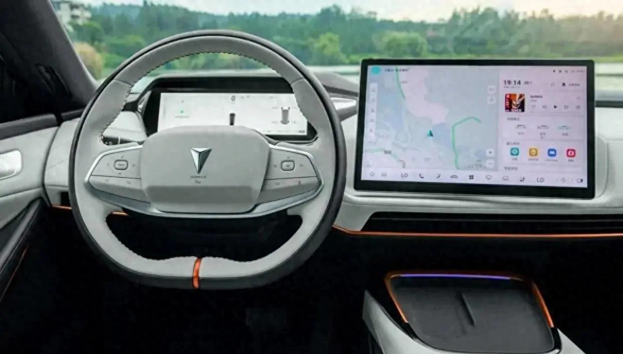 深蓝sl03超级增程尽享驾趣,深蓝sl03趣味体验