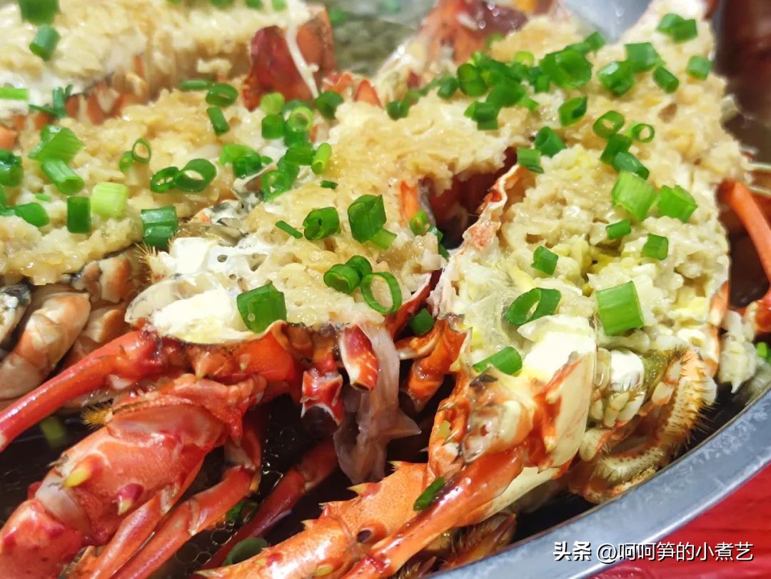 蒜蓉蒸小青龙的蒜蓉熬制,蒜蓉酱蒸小青龙