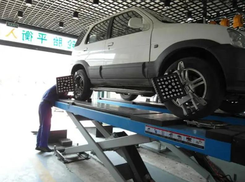 汽车小保养要换机油和哪些东西,汽车除了换机油还需要什么保养