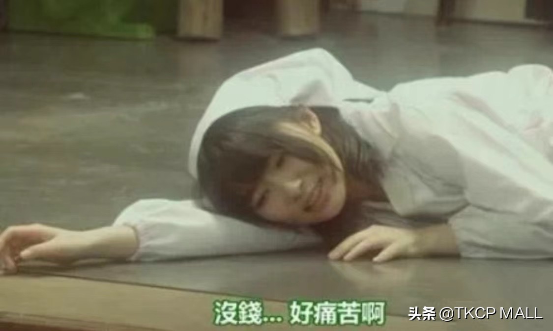 被困上海50天，每天只吃2桶泡面，放言要住桥洞，网友：这是真事